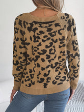 Load image into Gallery viewer, Leopard Buttoned Square Neck Sweater
